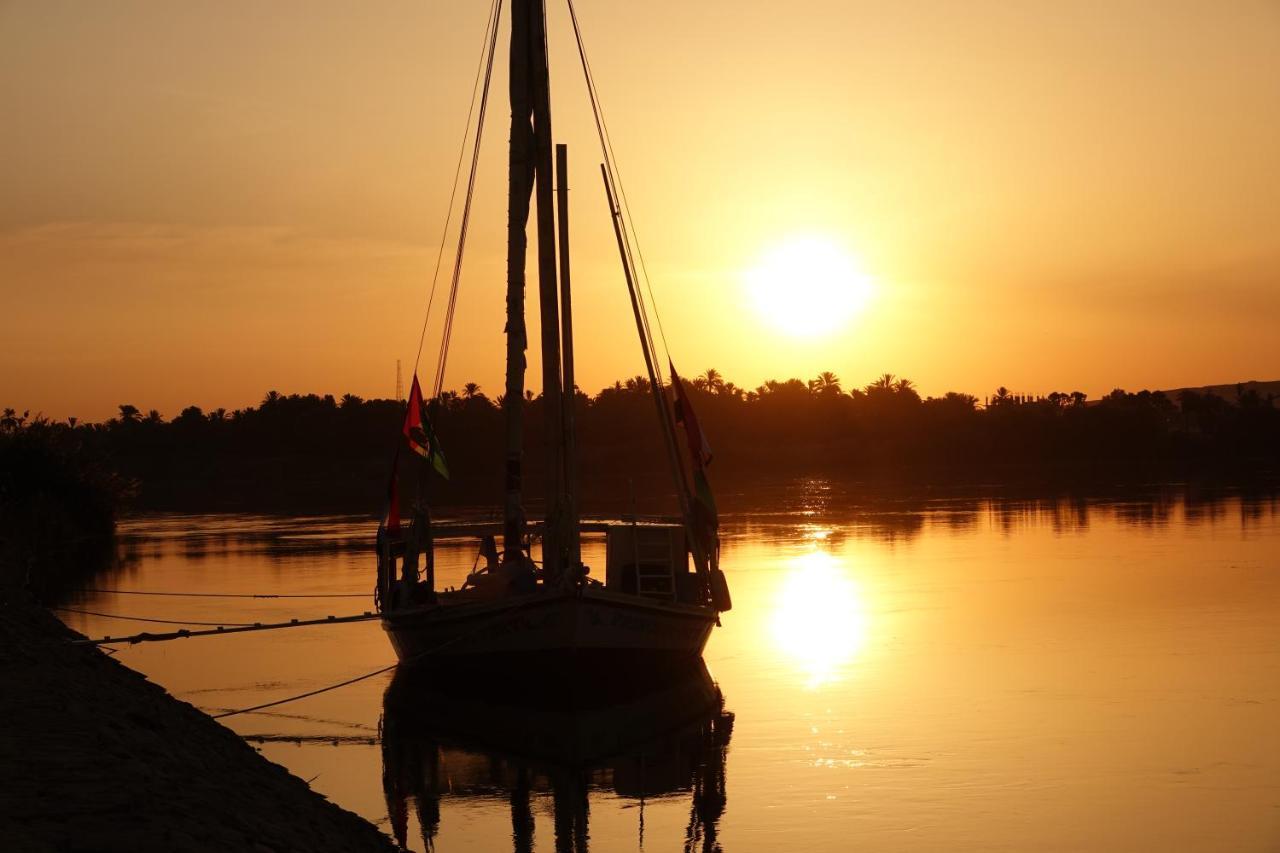 Jj Jamaica Felucca Hotel Asszuán Kültér fotó